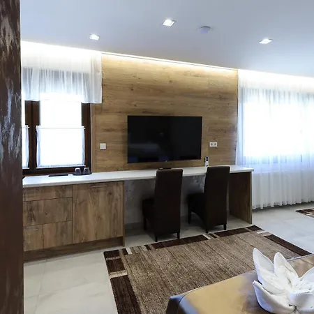 Oda ve Kahvaltı Madison Lux 4*