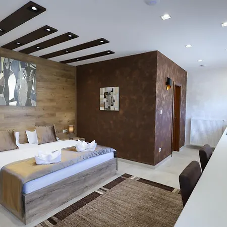 Madison Lux Bed & Breakfast 4*