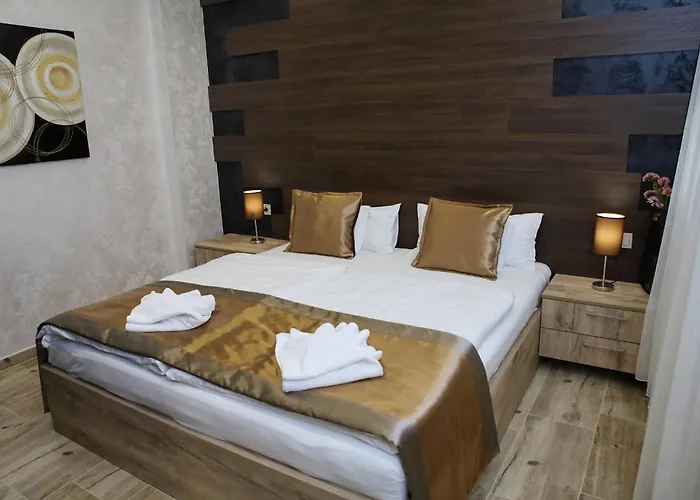 Madison Lux Bed & Breakfast